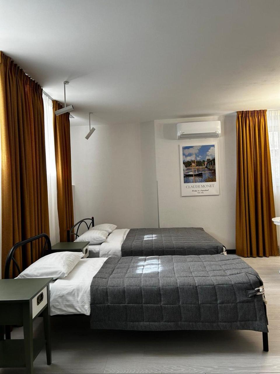 Gosudar Hotel Кропивницкий Екстериор снимка
