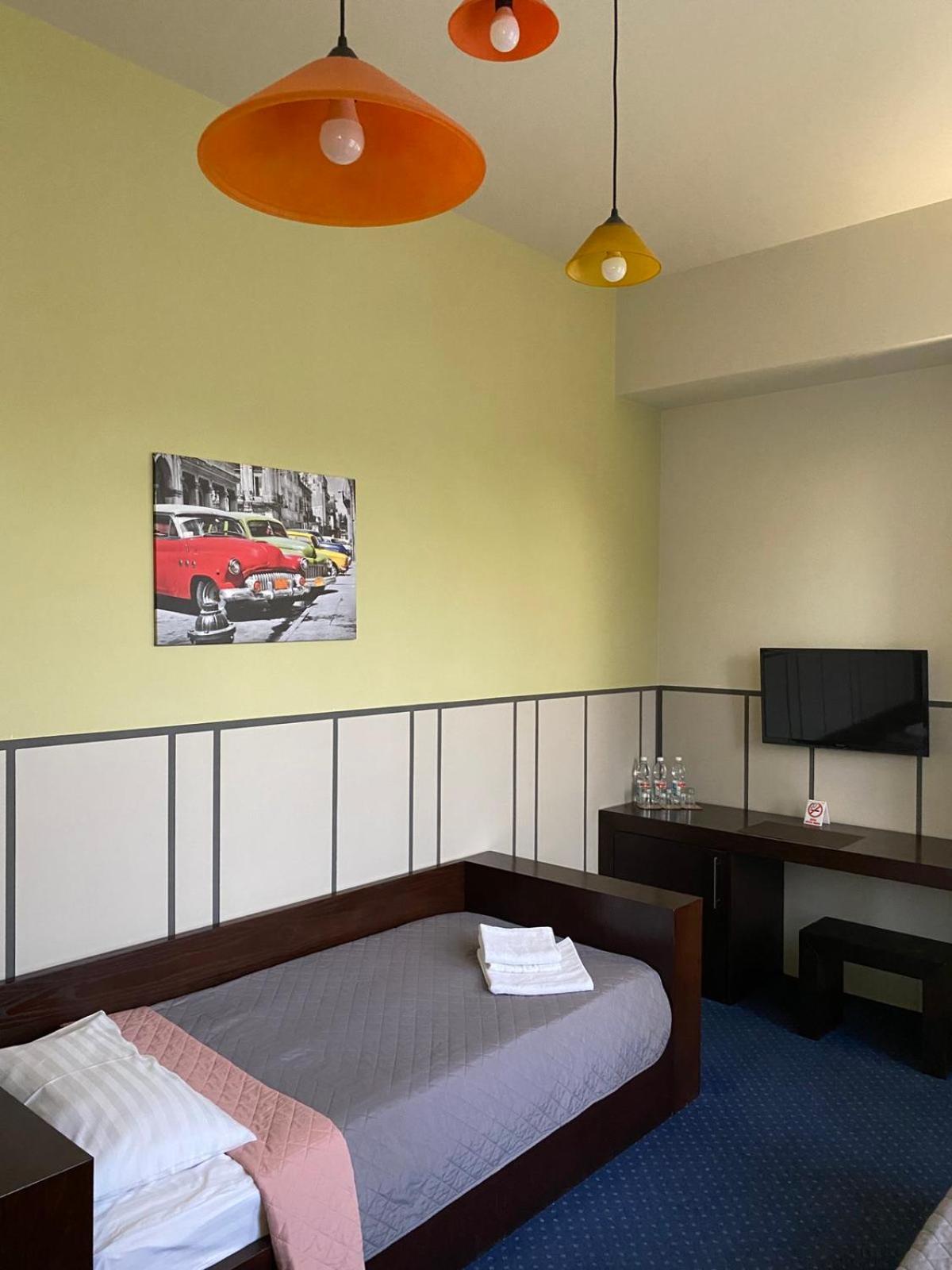 Gosudar Hotel Кропивницкий Екстериор снимка