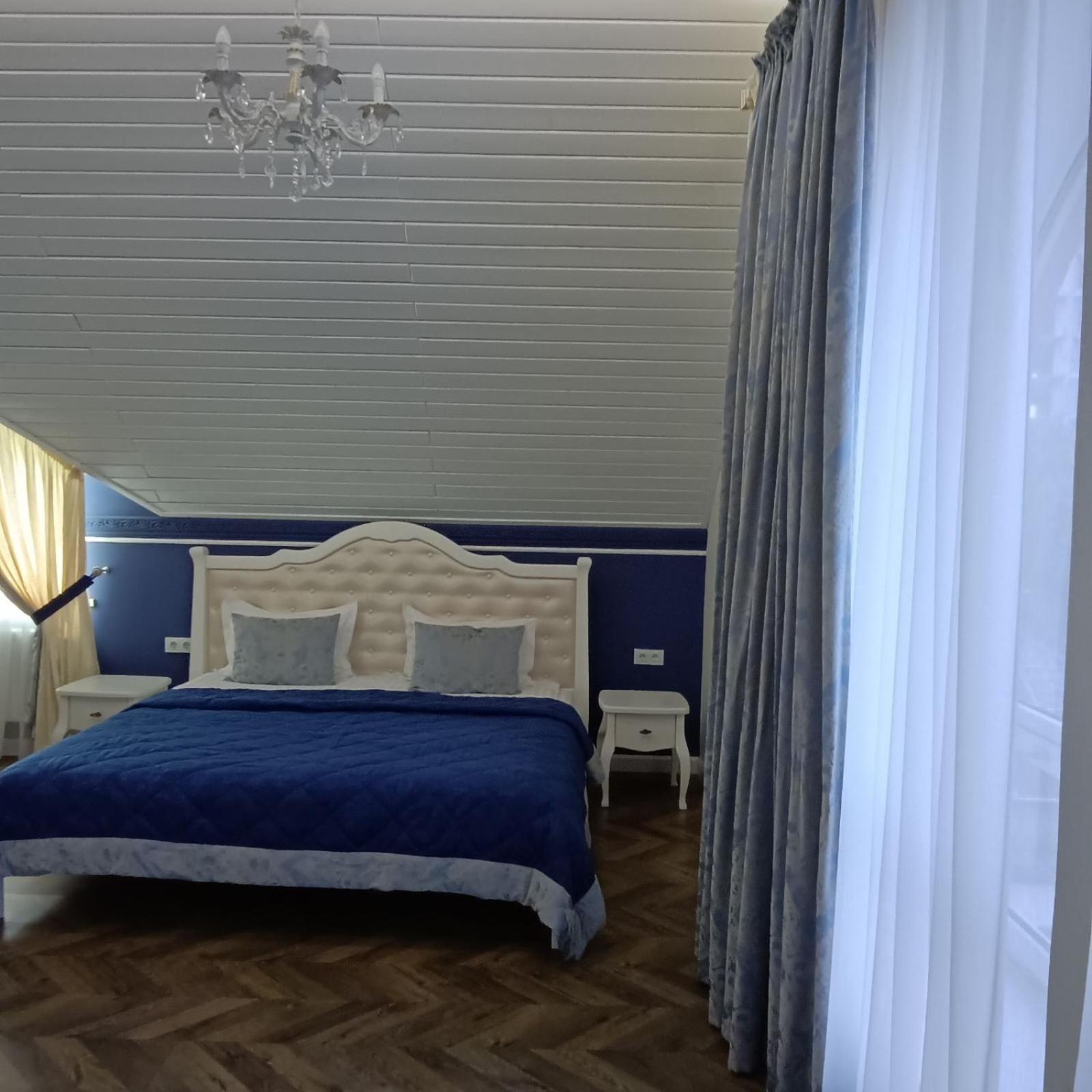 Gosudar Hotel Кропивницкий Екстериор снимка