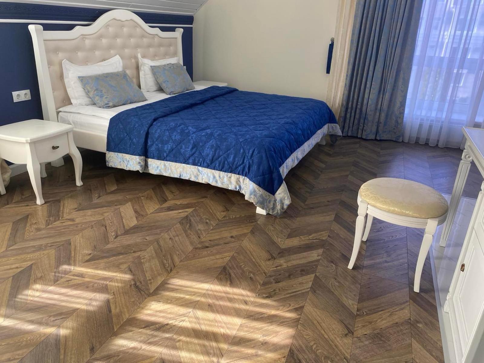 Gosudar Hotel Кропивницкий Екстериор снимка
