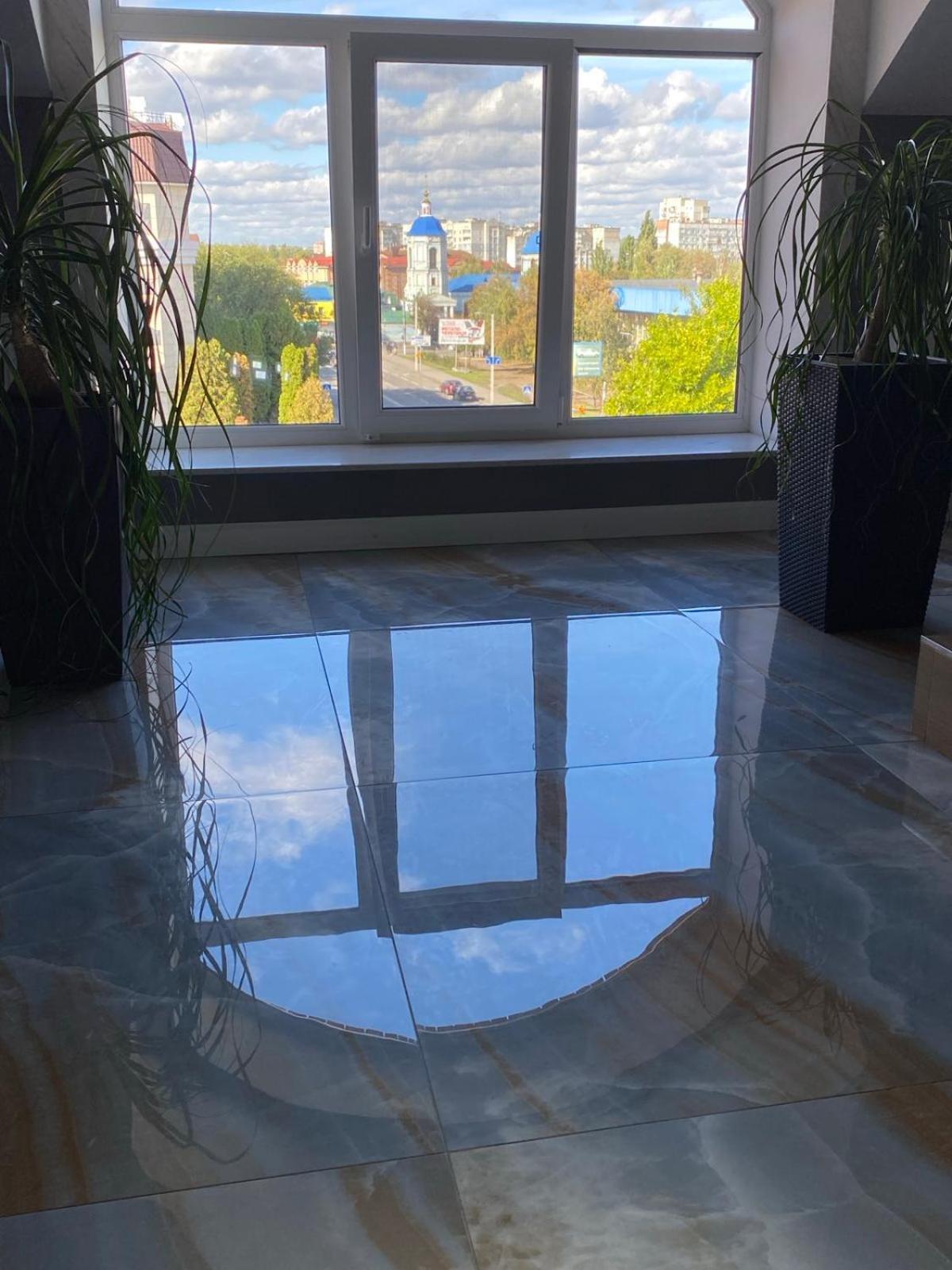 Gosudar Hotel Кропивницкий Екстериор снимка